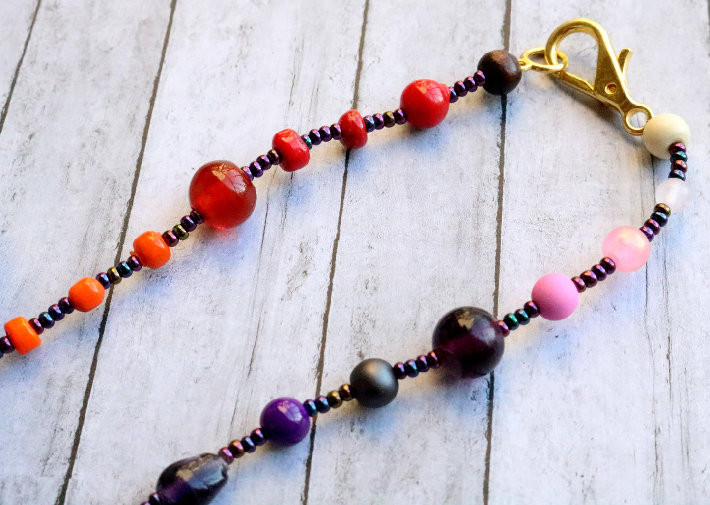 All the Colors Lead to the Heart Women's Rainbow Glass Bead Necklace - Monkeysmojo