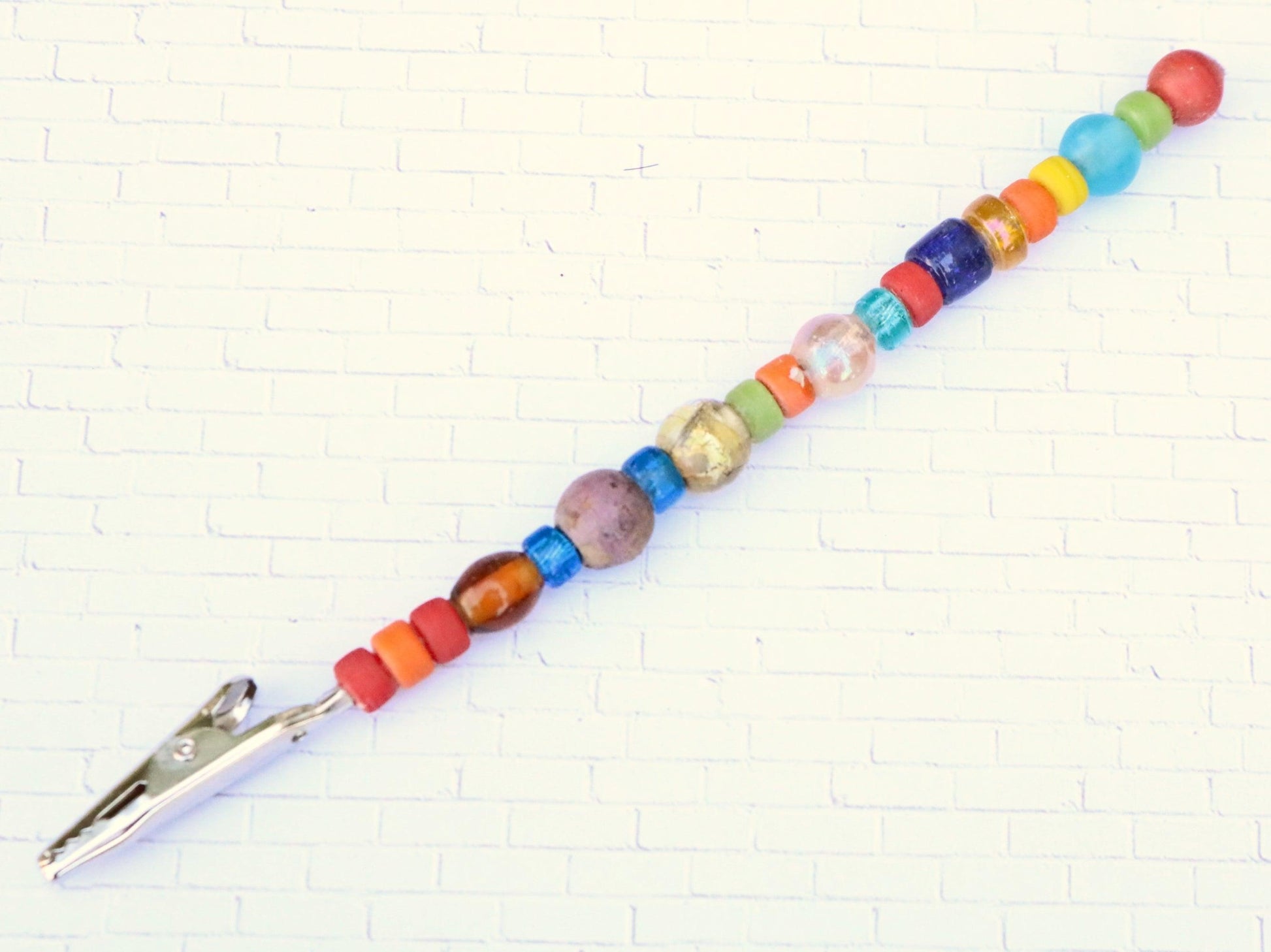 Color Me Up! Multi-Use Clip, Credit/Debit Card Holder Bracelet Helper Artisan Tool - Monkeysmojo