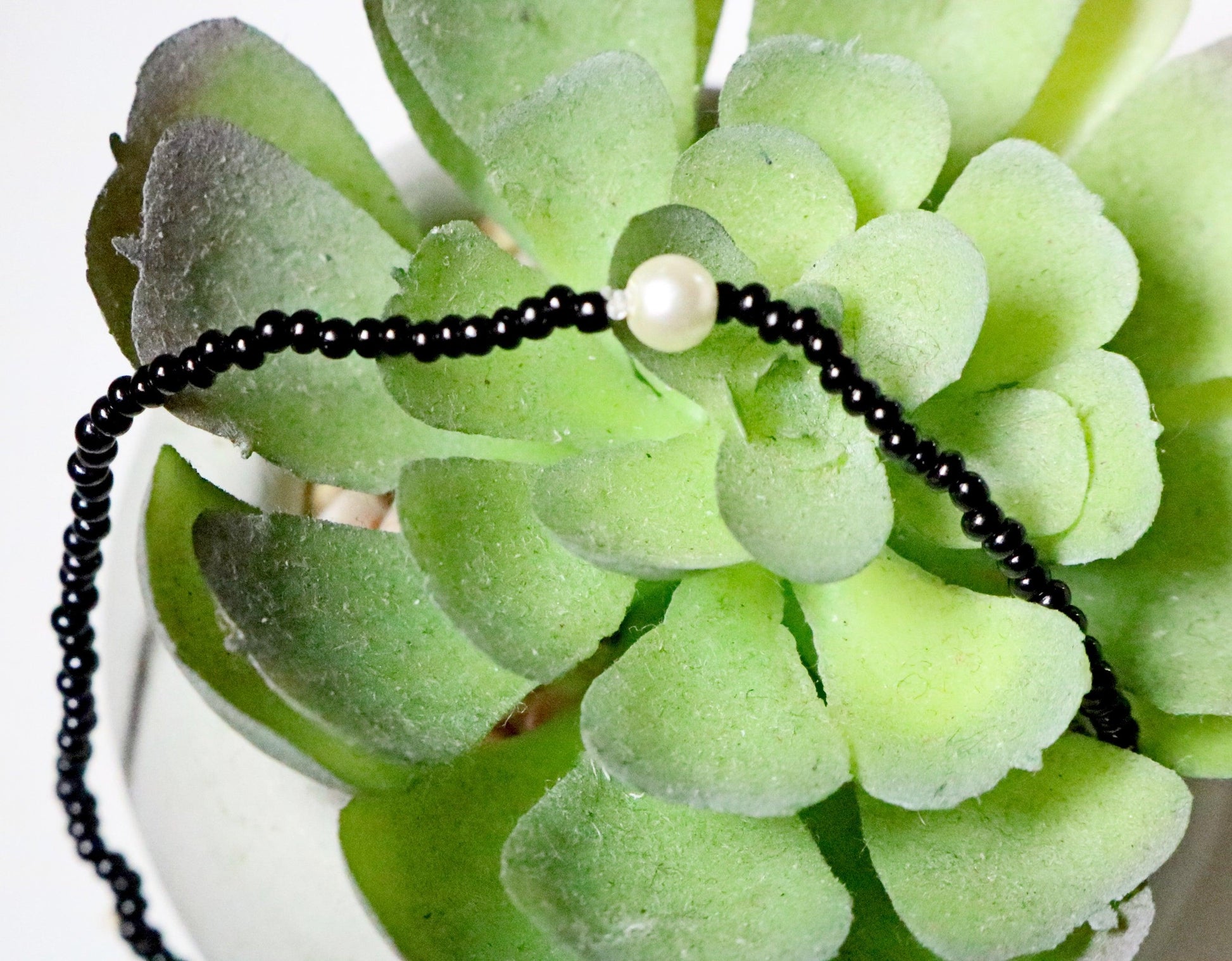 Domino Spot Black Tiny Seed Beads and Pearl Dot White and Black Glass Bracelet - Monkeysmojo
