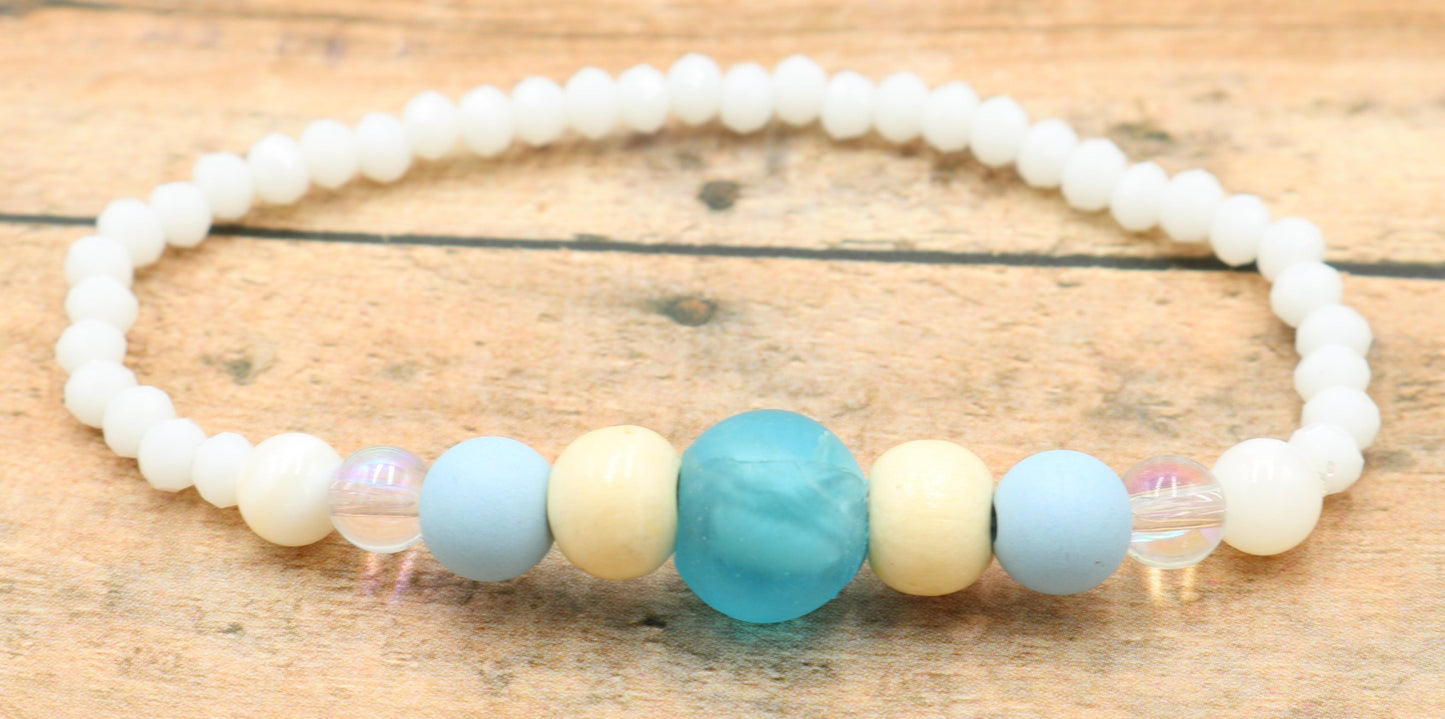 When the Sky Meets the Sea - Blue and White Spring Women's Glass Bead Stretch Bracelet - Monkeysmojo