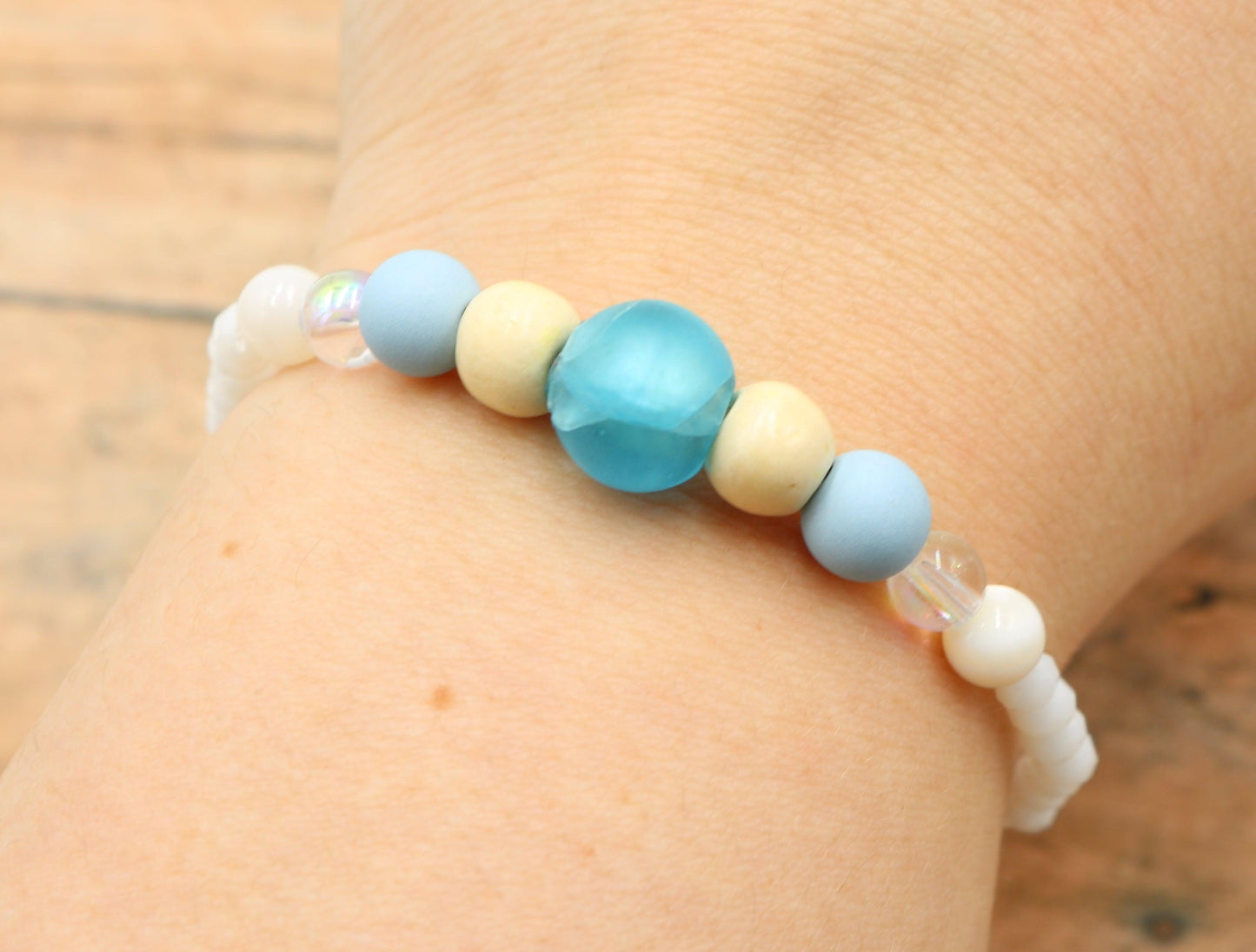 When the Sky Meets the Sea - Blue and White Spring Women's Glass Bead Stretch Bracelet - Monkeysmojo