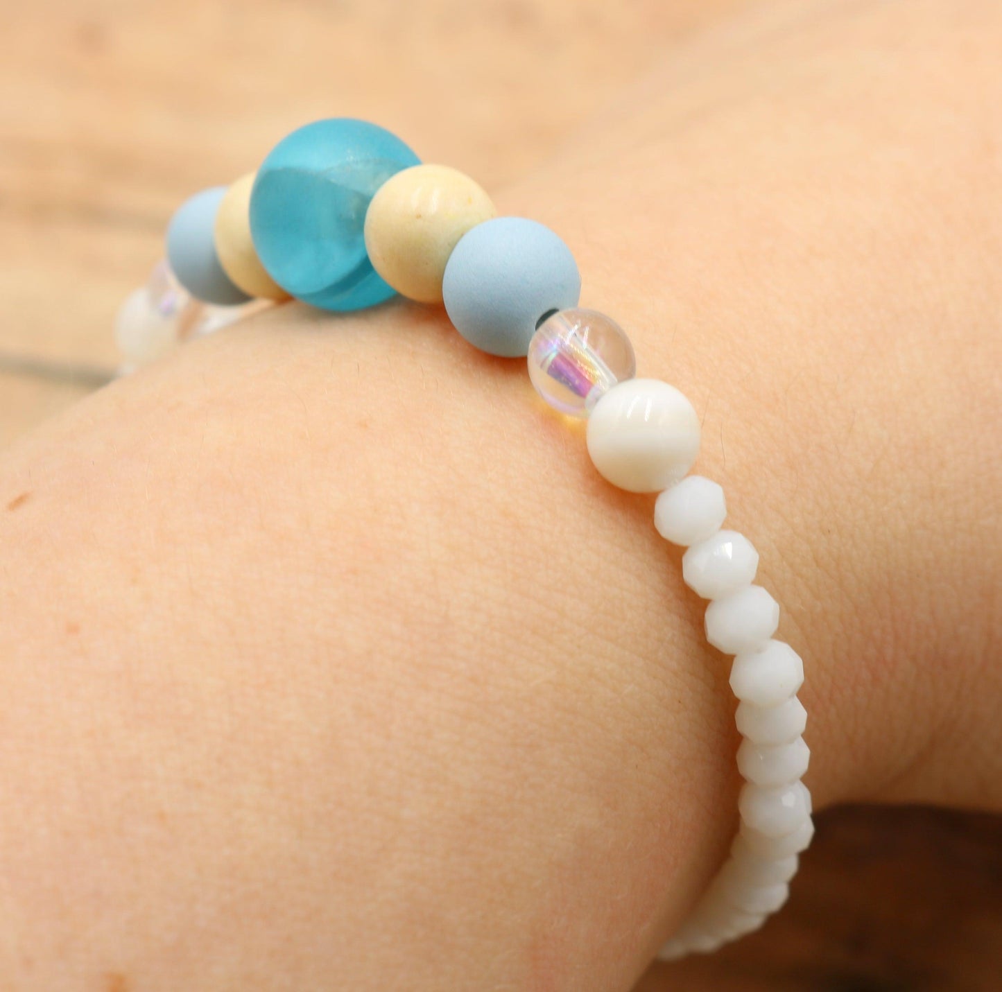 When the Sky Meets the Sea - Blue and White Spring Women's Glass Bead Stretch Bracelet - Monkeysmojo